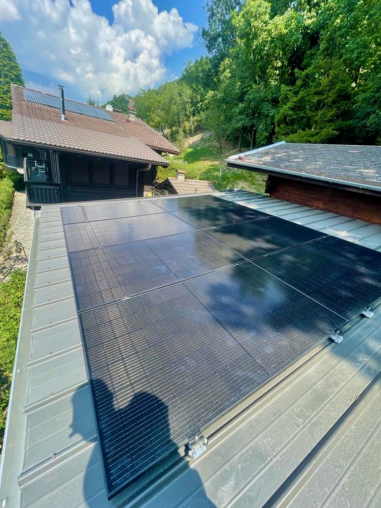 energies services France installation solaire photovoltaïque panneaux onduleurs Dualsun Enphase autoconsommation Haute Savoie Passy economie energie