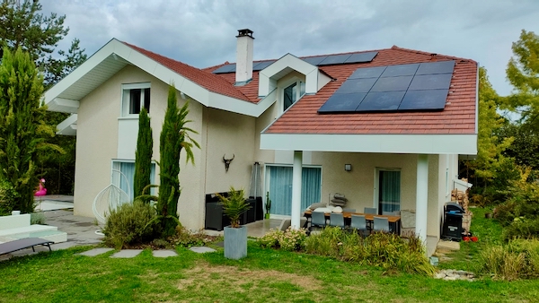 energies services France installation solaire photovoltaïque panneaux onduleurs Sunpower Enphase autoconsommation Haute Savoie Neydens economie energie