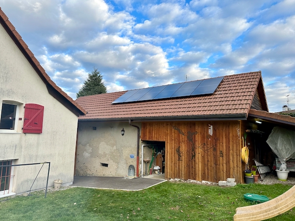 energies services France installation solaire photovoltaïque panneaux onduleurs Francilienne AP Systems autoconsommation Haute Savoie Cornier economie energie