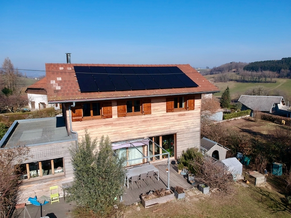 energies services France installation solaire photovoltaïque panneaux onduleurs Dualsun Enphase autoconsommation Haute Savoie Moye economie energie