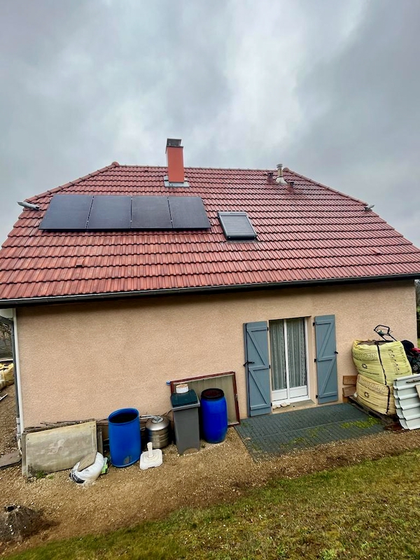 energies services France installation solaire photovoltaïque panneaux onduleurs Dualsun Enphase autoconsommation Doubs Châtillon le Duc economie energie