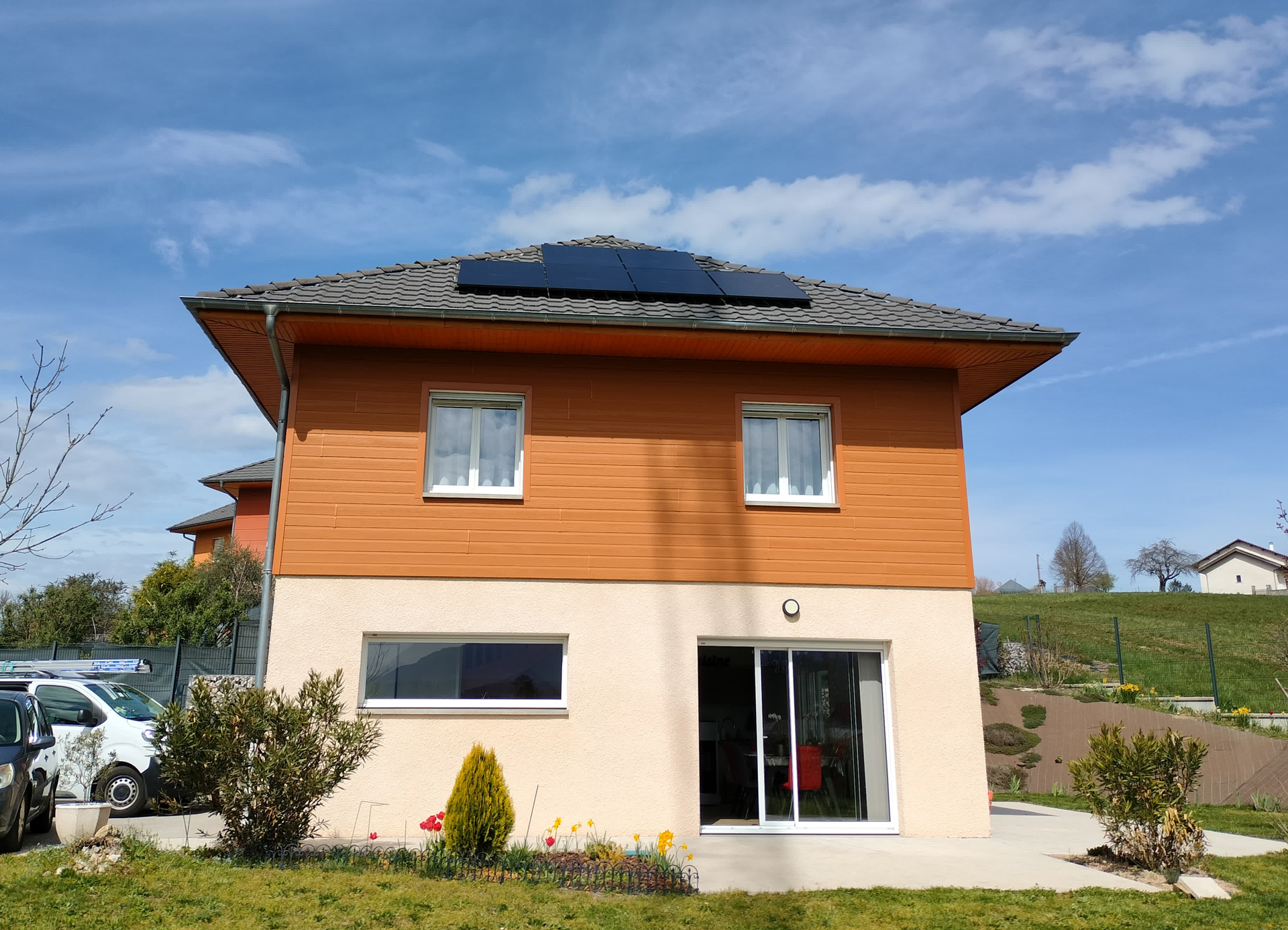 Vente et installation de 6 panneaux photovoltaïques bi-verre Dualsun à Saint-Félix