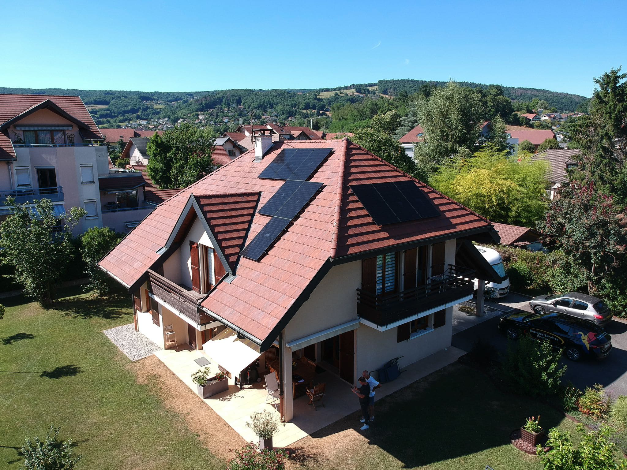 Double expositions pour cette installation photovoltaïque d'une puissance de 4,5 kwc à #epagny près d'#annecy